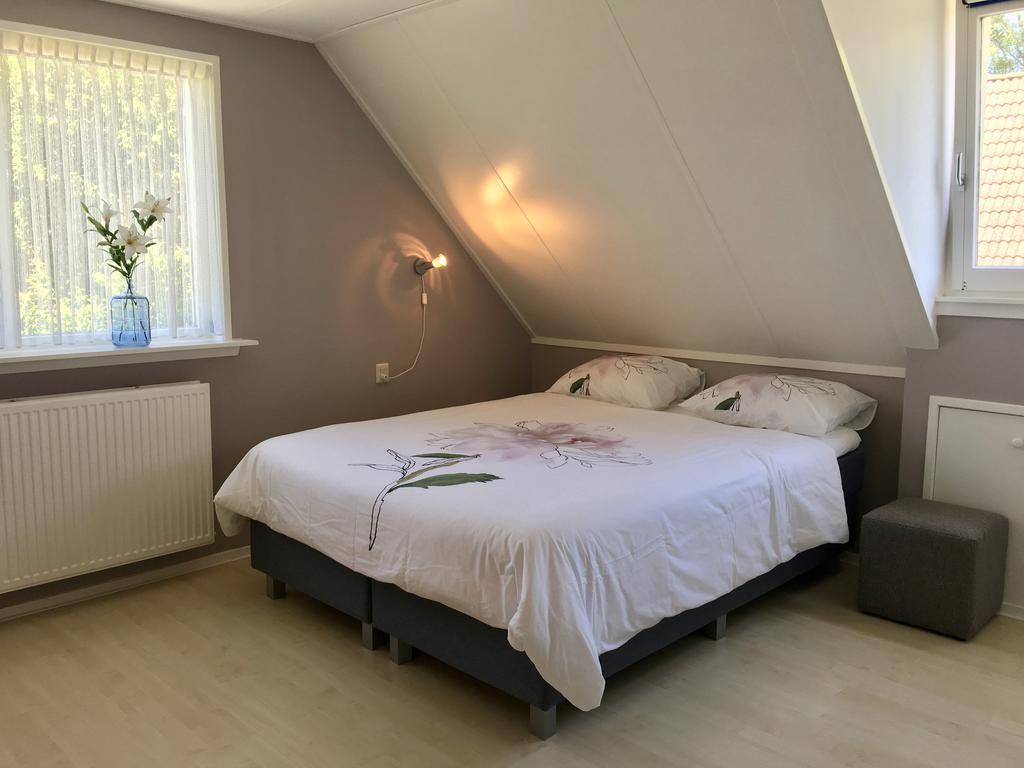 Bed And Breakfast De Lijster Zuid-Scharwoude 외부 사진